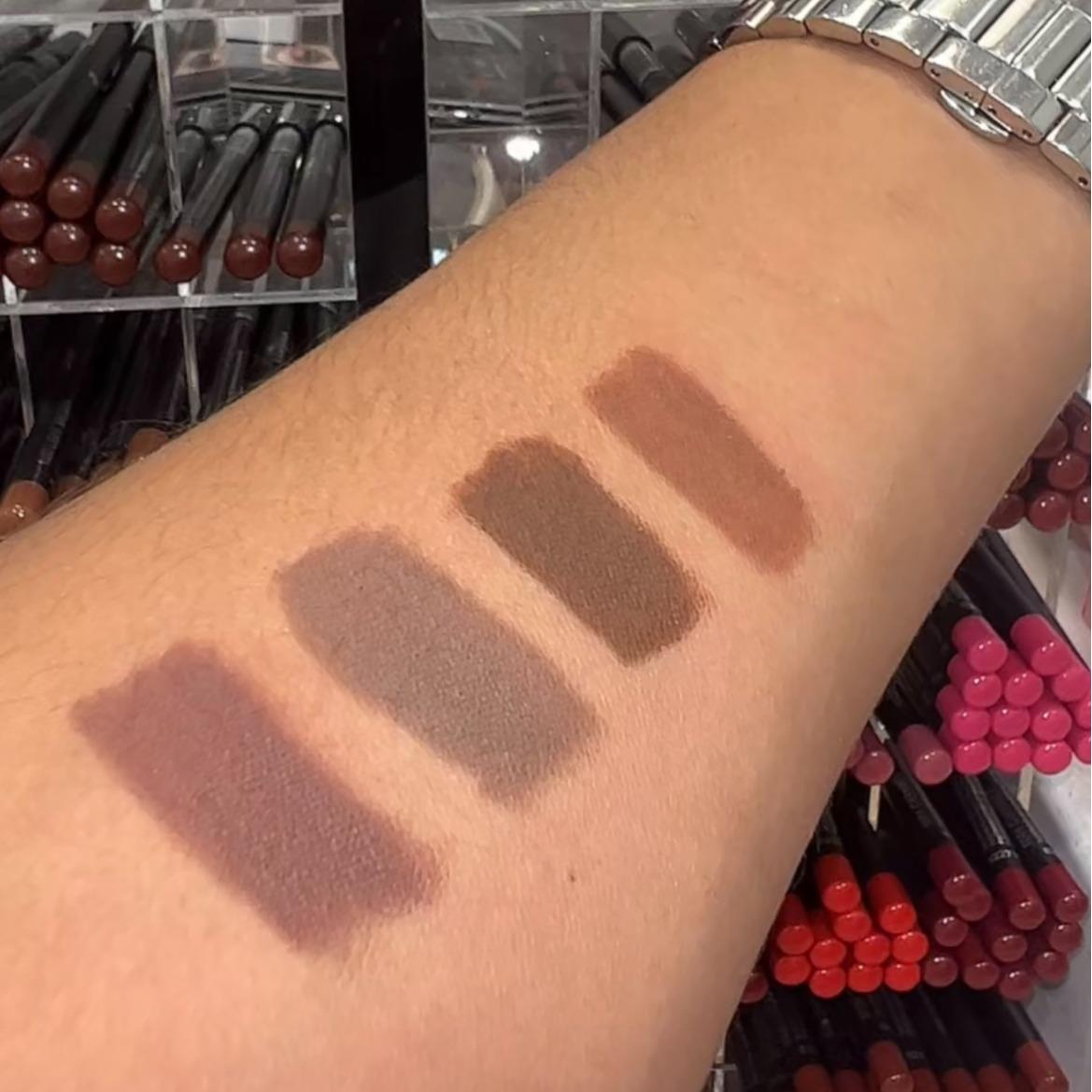Italia Deluxe Lip and Eye Liners, Creamy, Highly Pigmented